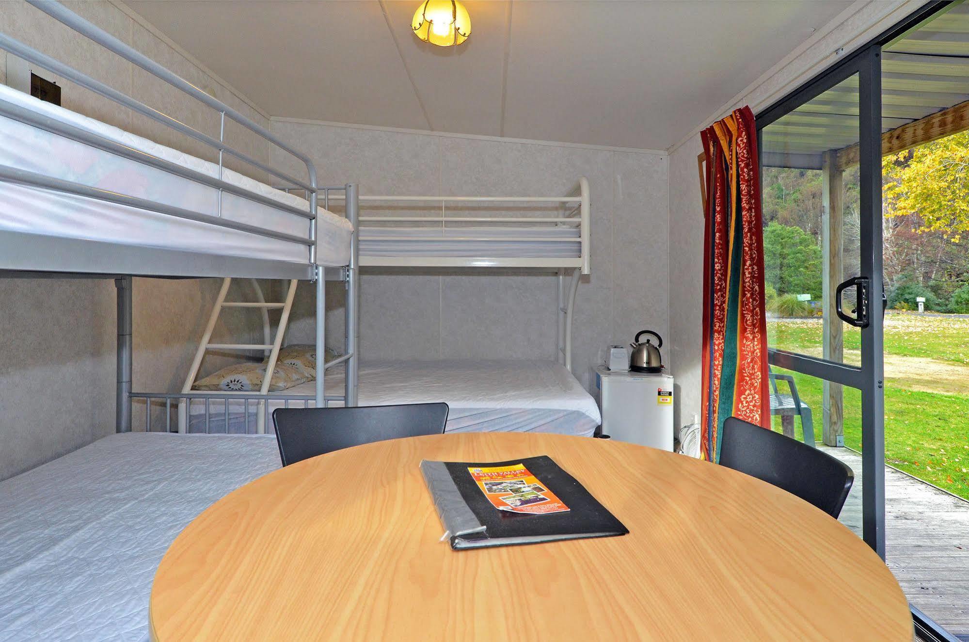 Leith Valley Holiday Park And Motels Dunedin Eksteriør billede