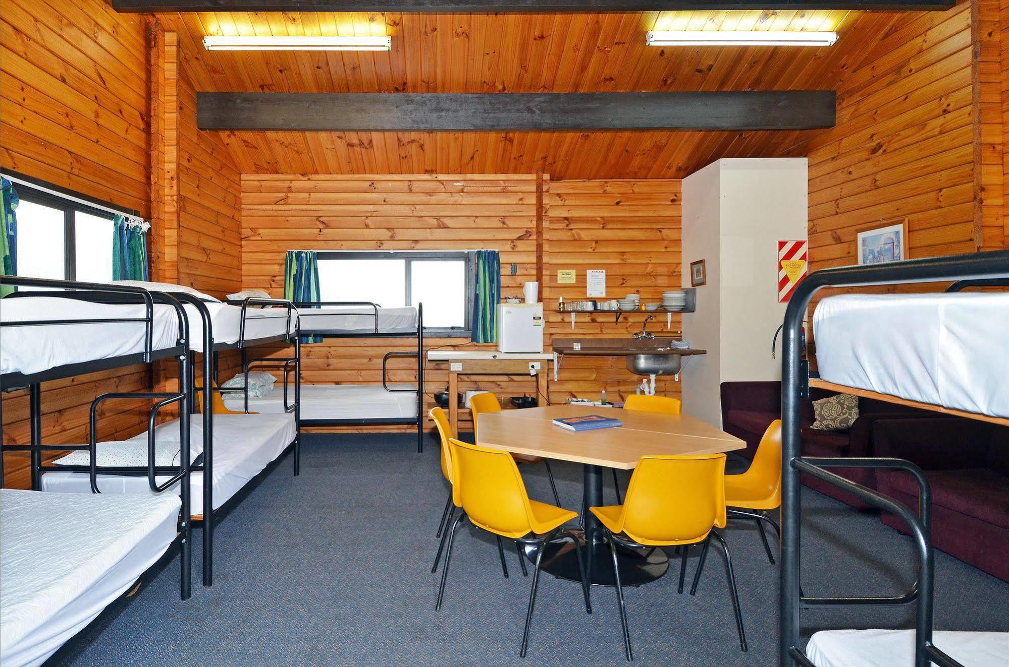 Leith Valley Holiday Park And Motels Dunedin Eksteriør billede